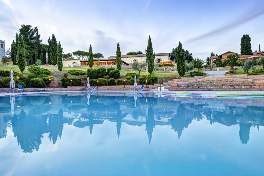 Pian Dei Mucini Resort Le Ville Маса Маритима Екстериор снимка